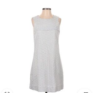 Elegant Sleeveless Dress in Light Blue